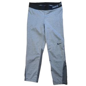 Nike Dri Fit Gray and Black Cropped Leggings Yoga Pants Size Small 20" Inseam